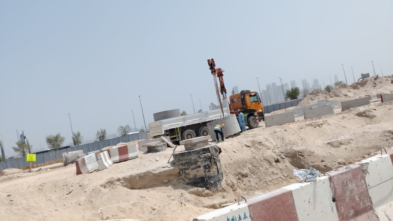 20 Ton pickup crane hire Dubai
